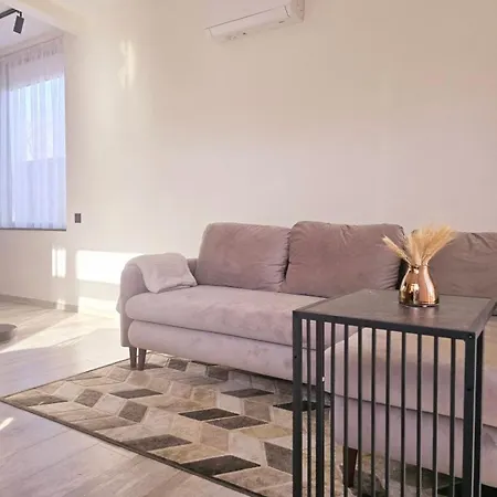 Lazy House
