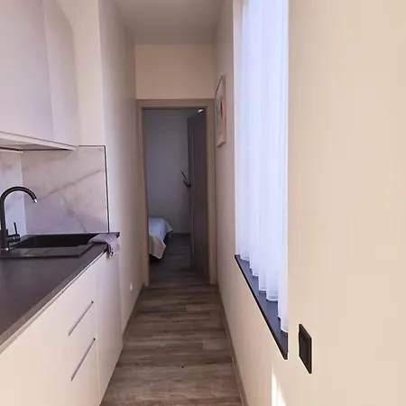 Apartment Lazy House